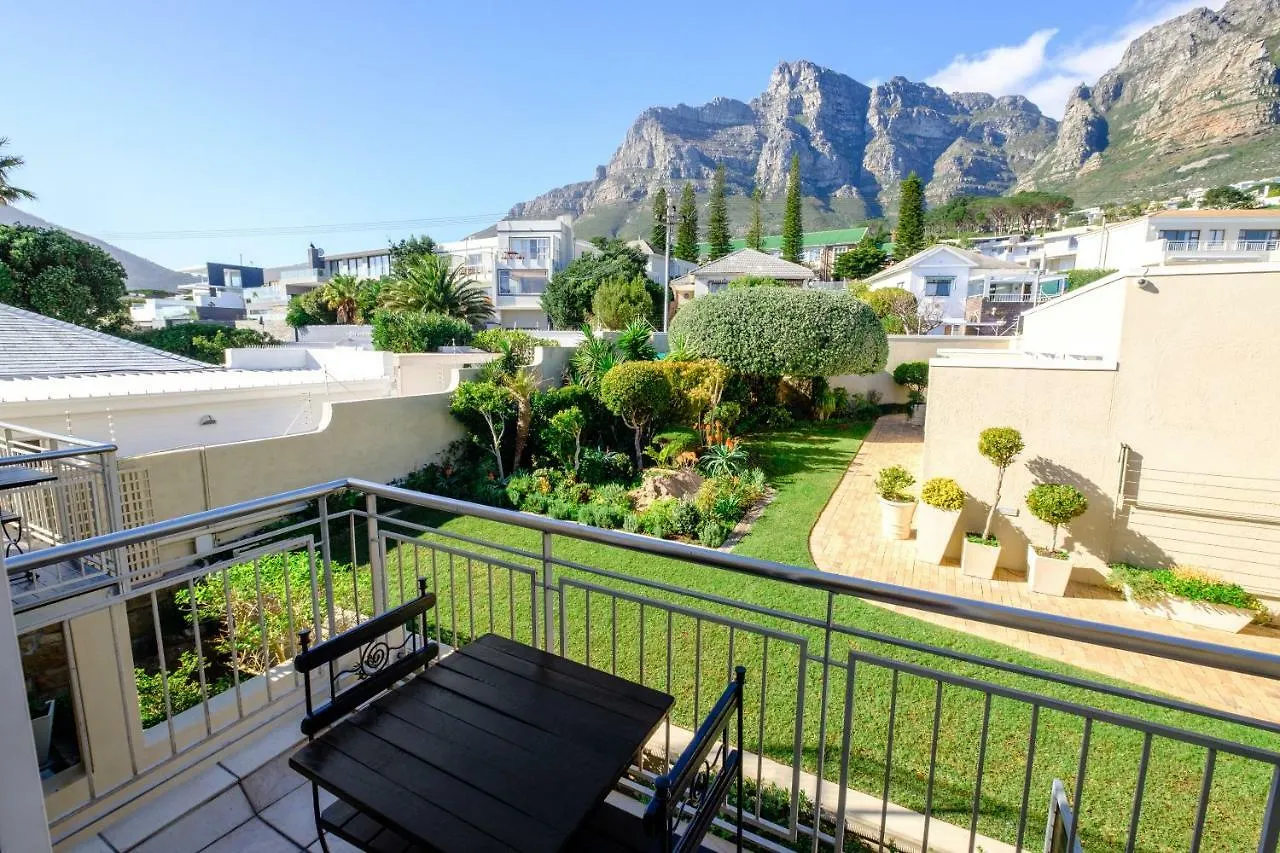Guest house 3 On Camps Bay Hotel Cape Town