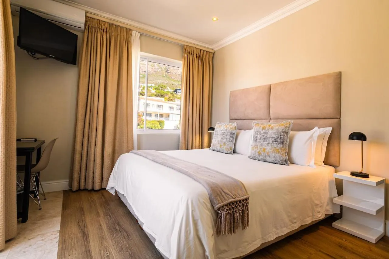 **** Affittacamere Hotel 3 On Camps Bay Città del Capo Sudafrica
